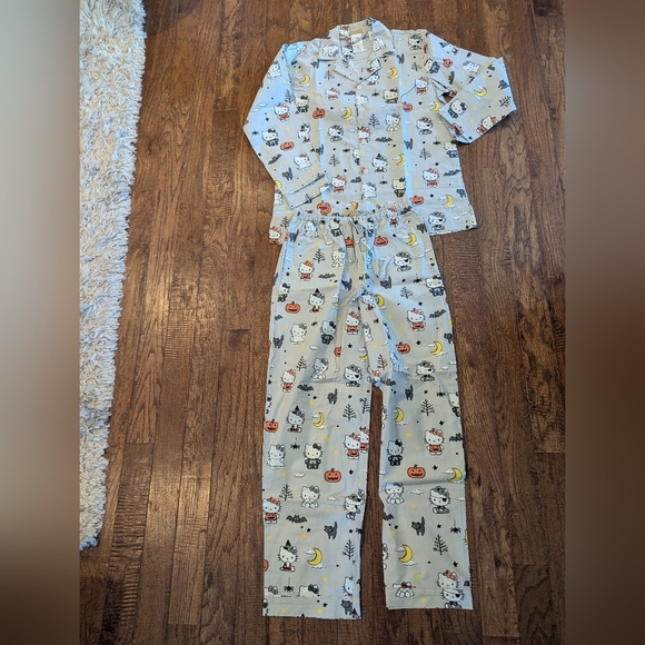 Pottery Barn teen Hello Kitty Glow-in-the-Dark Loose Fit Cotton Pajamas W Sz XS - Picture 11 of 14